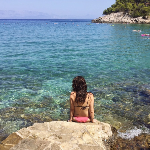 playa en Jelsa isla de hvar