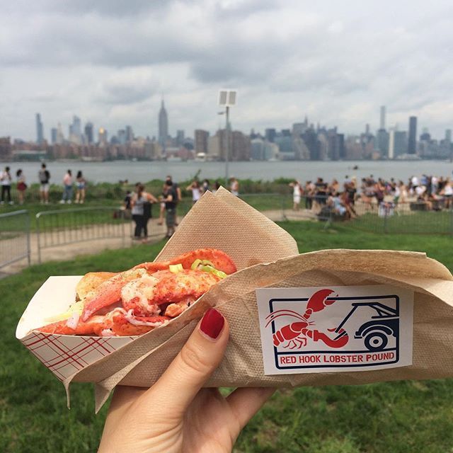 smorgasburg market lobster roll