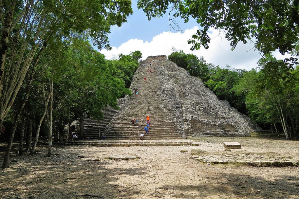 Cobá